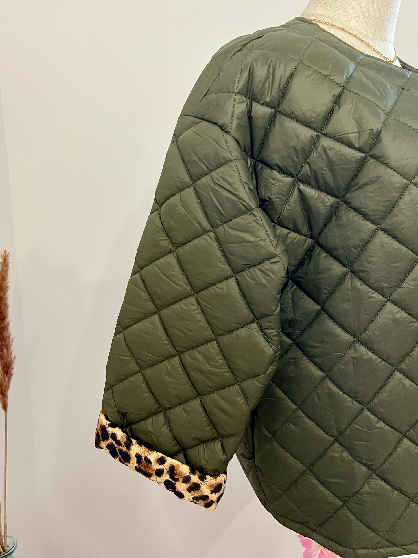 VESTE MATELASSEE DOUBLURE LEOPARD VERTE